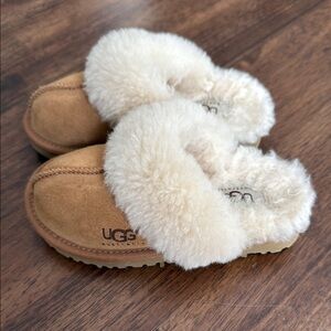 Kids UGG Chestnut and Cream Sheepskin Slippers
